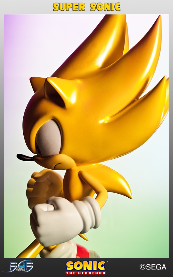 Modern Super Sonic Statue